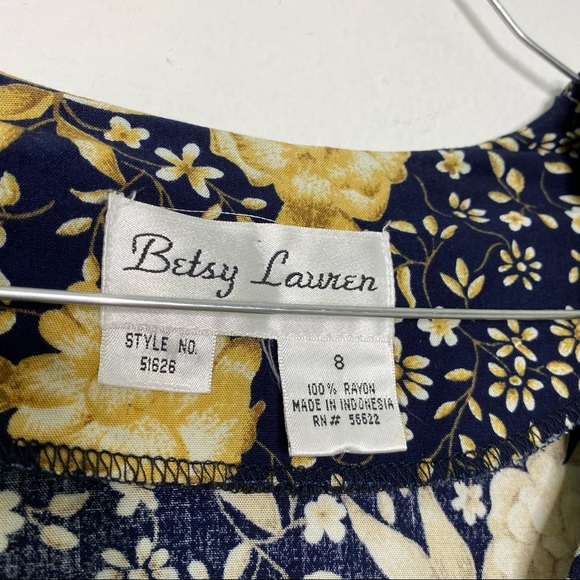 Vintage Betsy Lauren Dark Romantic Floral Short Sleeve Midi Dress Size Medium - Picture 5 of 8